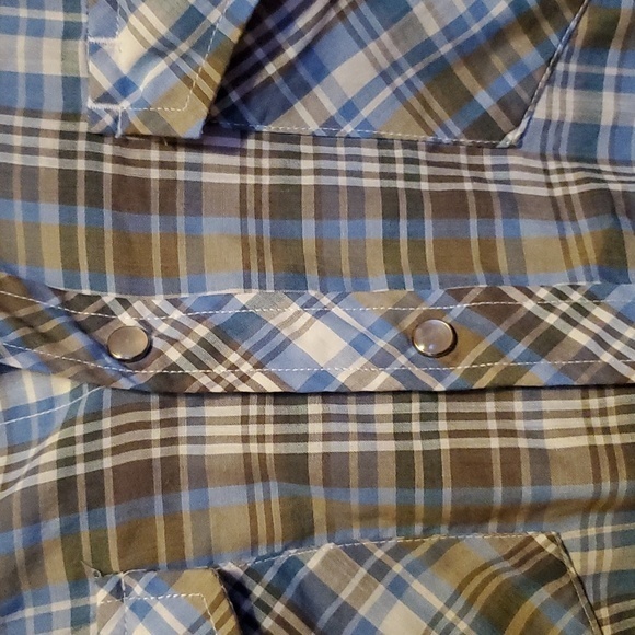 Mens XL‎ button down. Made by Dry Goods Company. - Picture 2 of 6